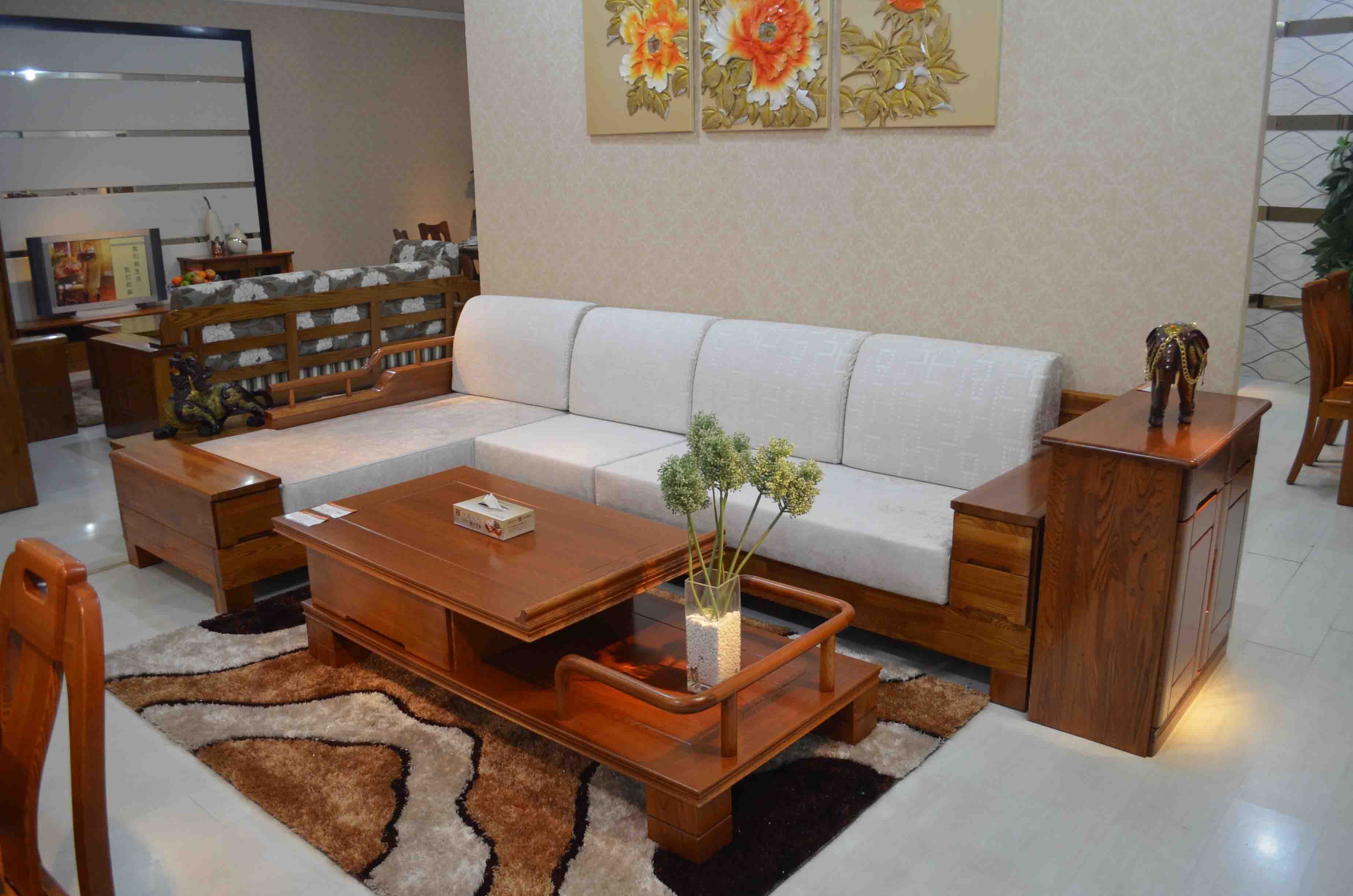 家具生產(chǎn)旺季來(lái)臨 家具企業(yè)開(kāi)始展開(kāi)普工&ldquo;爭(zhēng)奪戰(zhàn)&rdquo;_裝修保障網(wǎng)